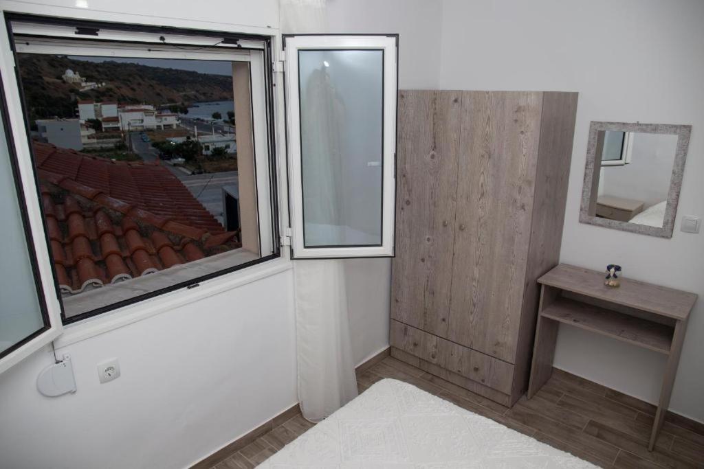 Appartement Sea View House Matina à Neápolis Extérieur photo